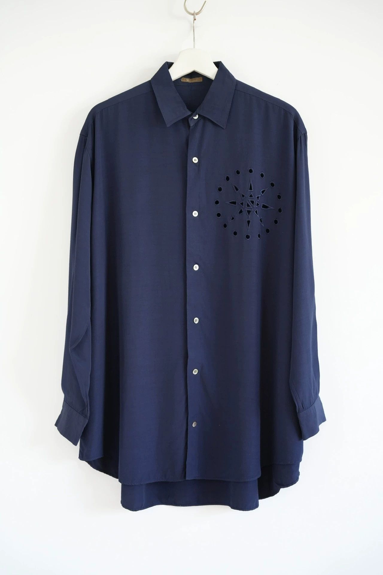 Yohji Yamamoto Blue Long Sleeve Button-Up Shirt with Cutout Design Size US M / EU 48-50 / 2 - 1 Thumbnail