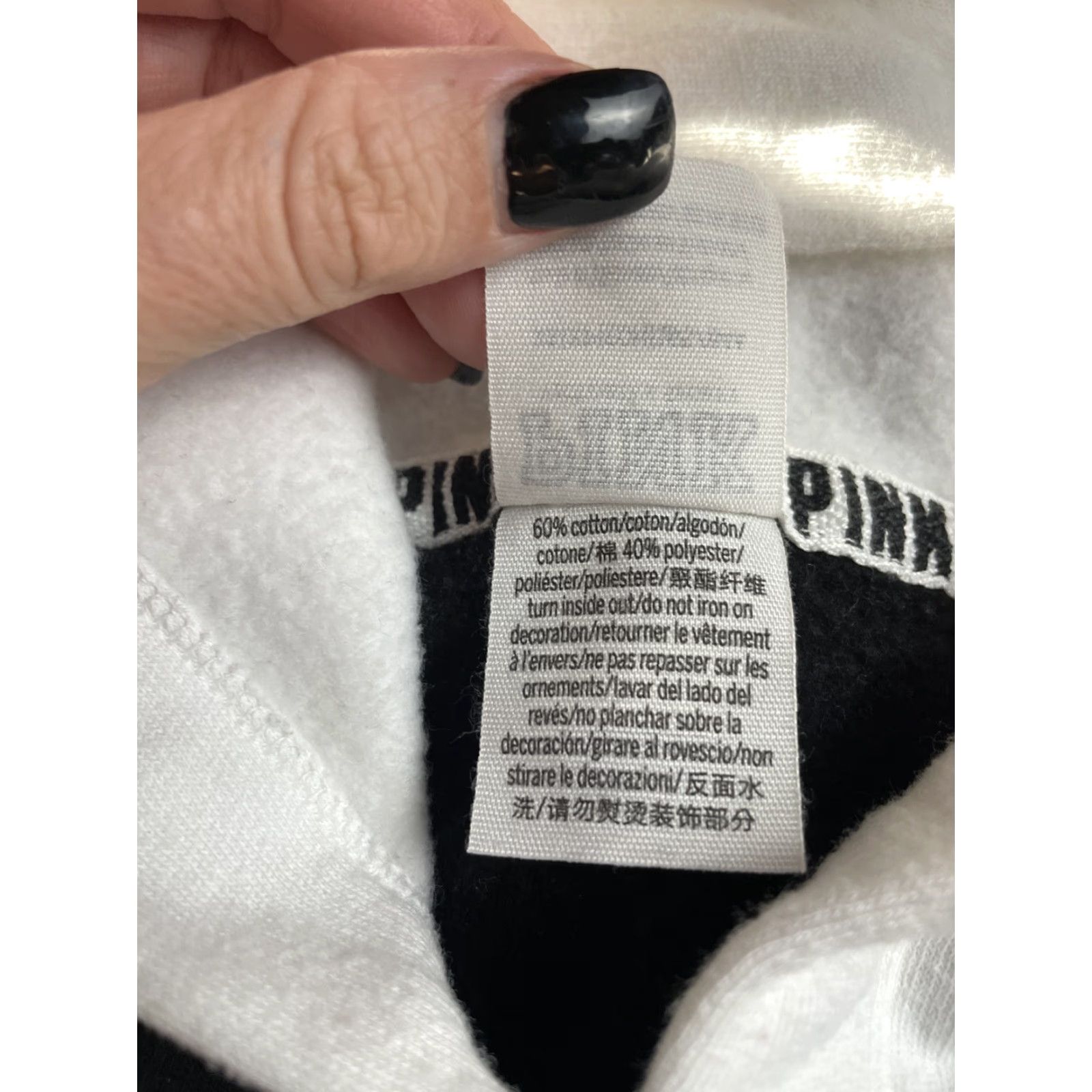 Victoria's Secret Victoria's Secret Pink Hoodie Women's XS Black White Pullover Sweater Size XS / US 0-2 / IT 36-38 - 6 Thumbnail