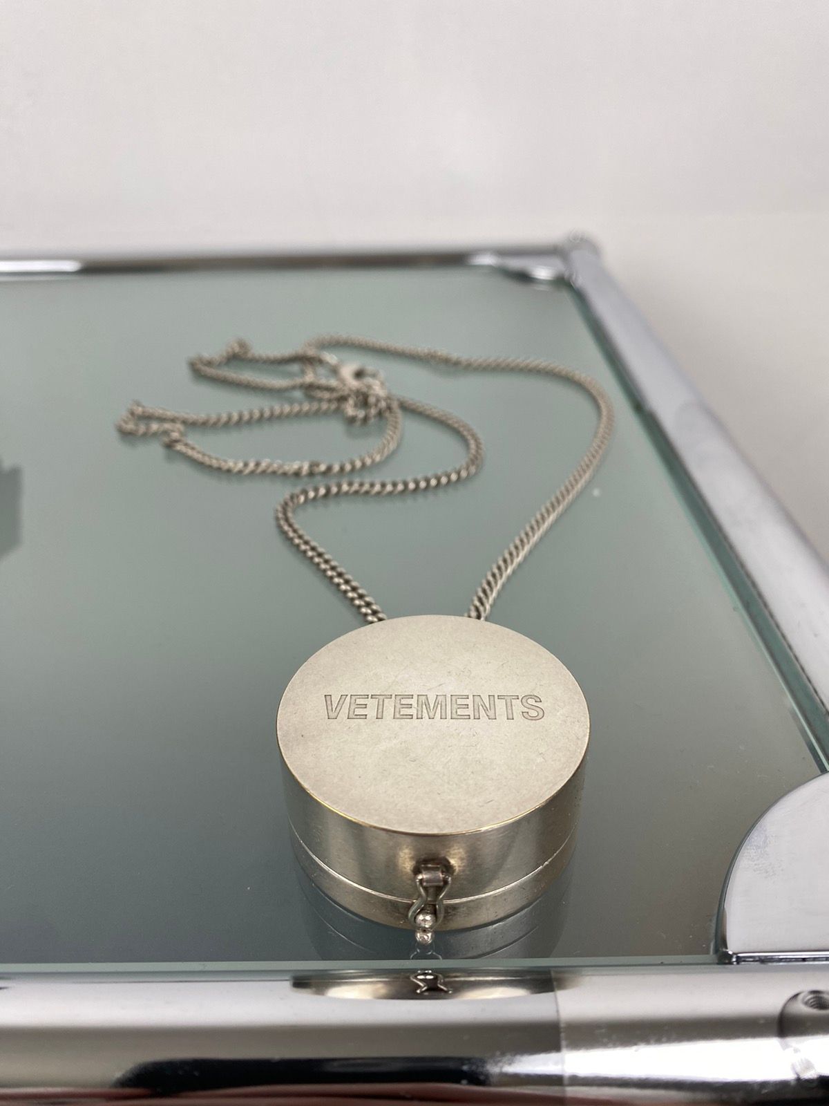 Pre-owned Vetements Fw19 Stoner Weed Grinder Necklace Chain In Silver