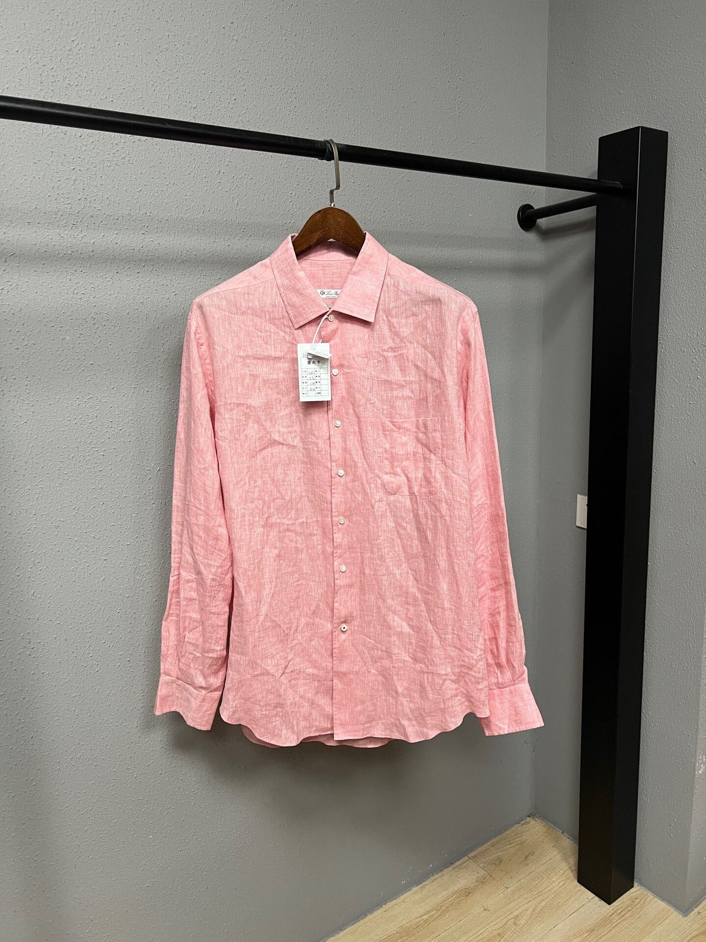Loro Piana pink linen shirt from Loro Piana Size US XXL / EU 58 / 5 - 1 Thumbnail