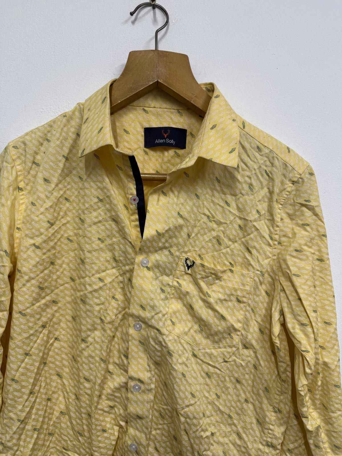 Allen Solly Allen Solly Yellow Patterned Long Sleeve Shirt Size US M / EU 48-50 / 2 - 3 Thumbnail