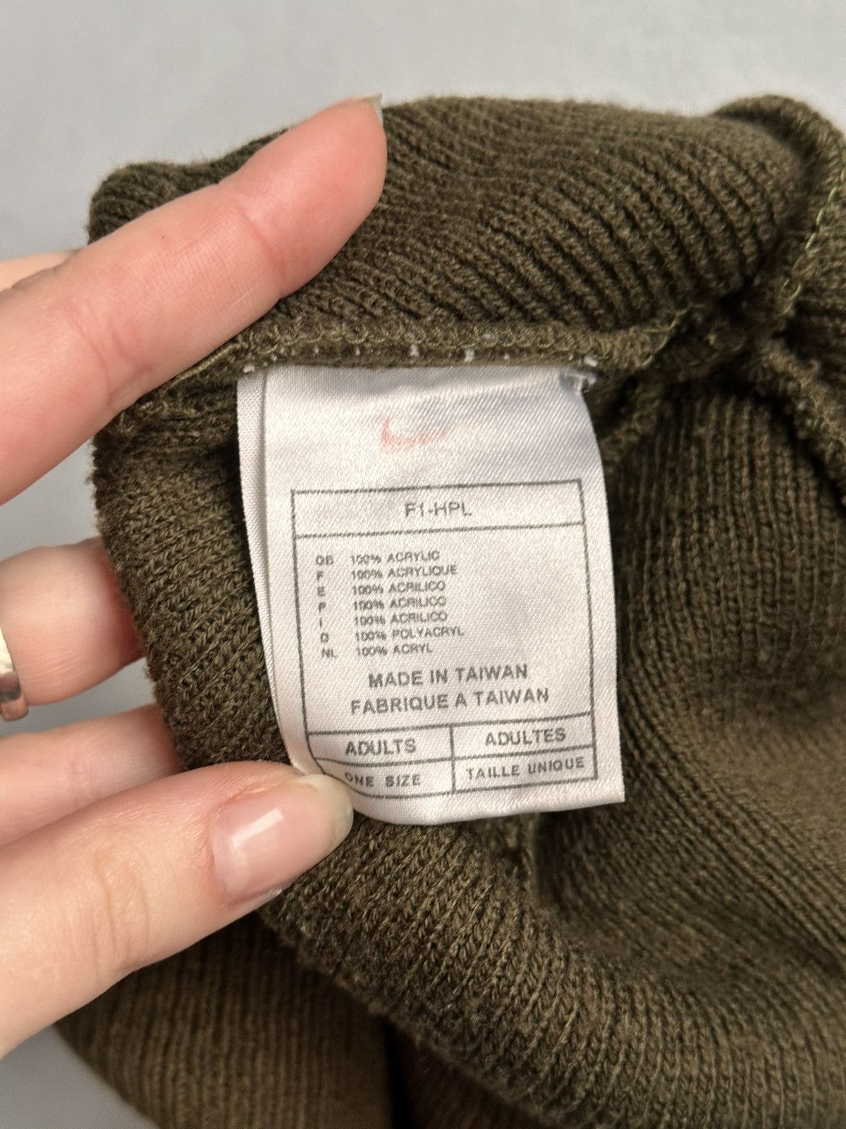 Nike Wow 😻 White Beanie Nike Y2K Streetwear Outdoor Arcteryx Size ONE SIZE - 9 Thumbnail