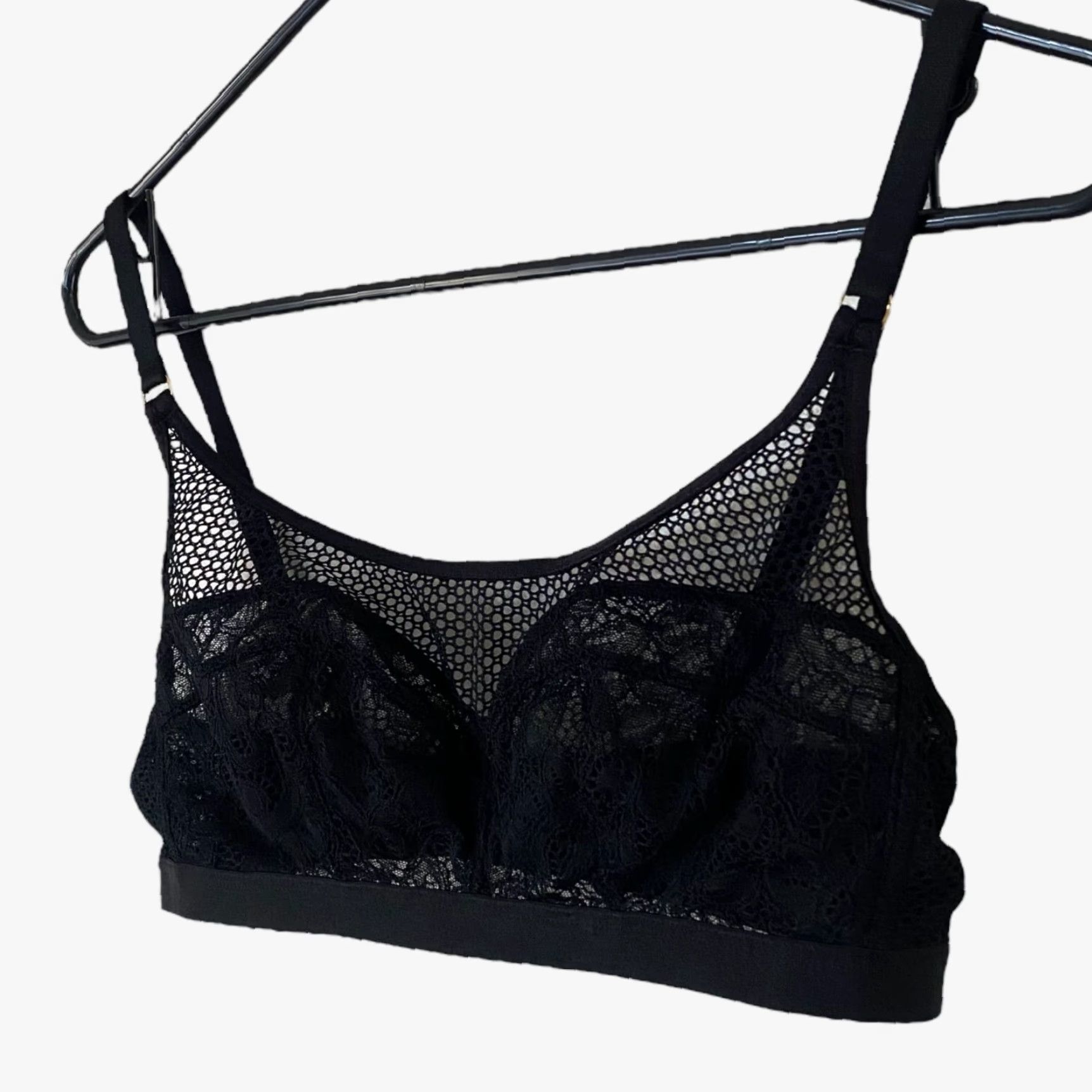 Vintage VINTAGE Soma Women's Bralette Bra Lace Unlined Adjustable Medium Black Floral Pattern Festival Style Size ONE SIZE - 2 Thumbnail