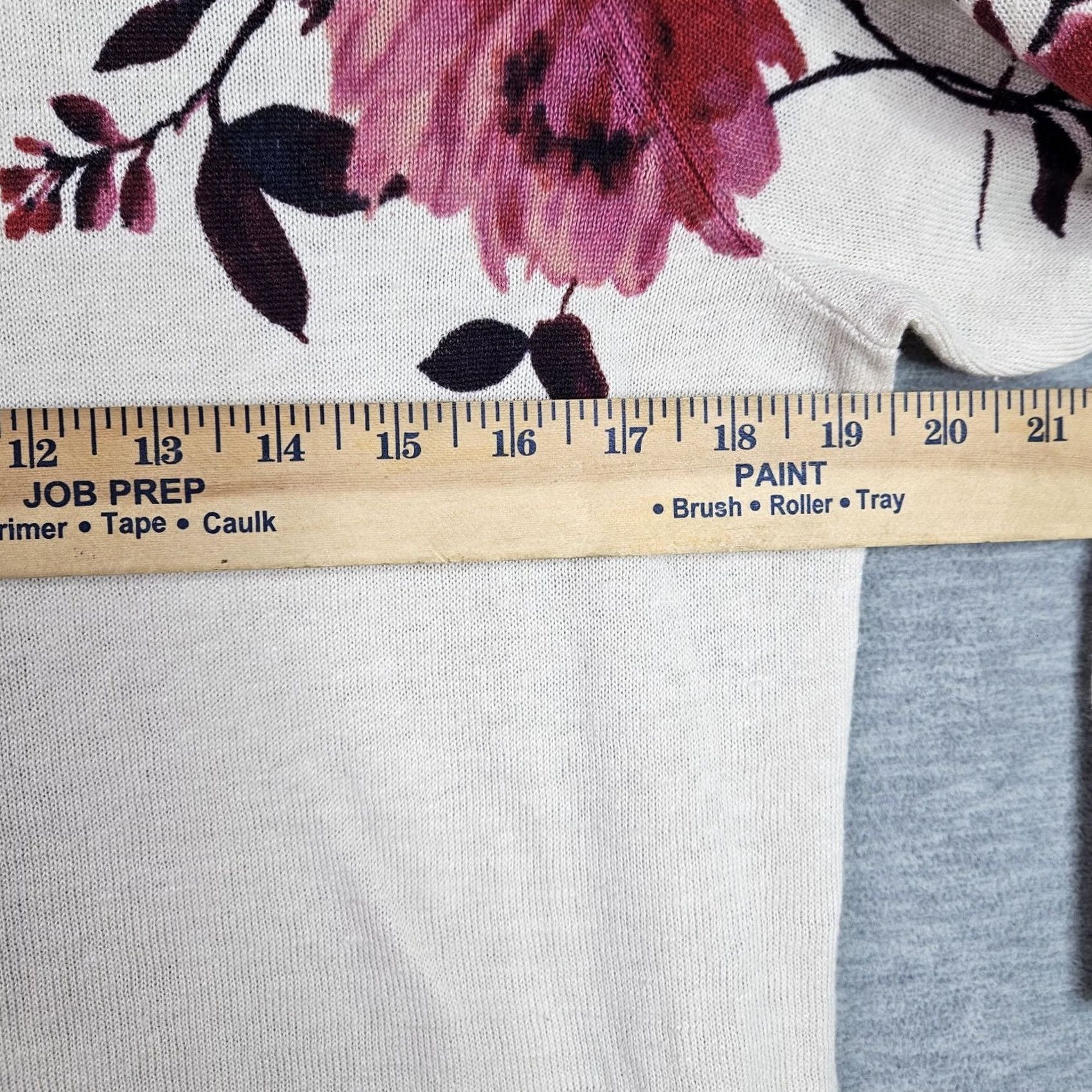 J. Jill J.JILL Wearever Collection Floral Printed Pullover Sweater S Women Knit Long Sleeve Multicolor V-Neck Regular Size S Pullover Size S / US 4 / IT 40 - 3 Thumbnail