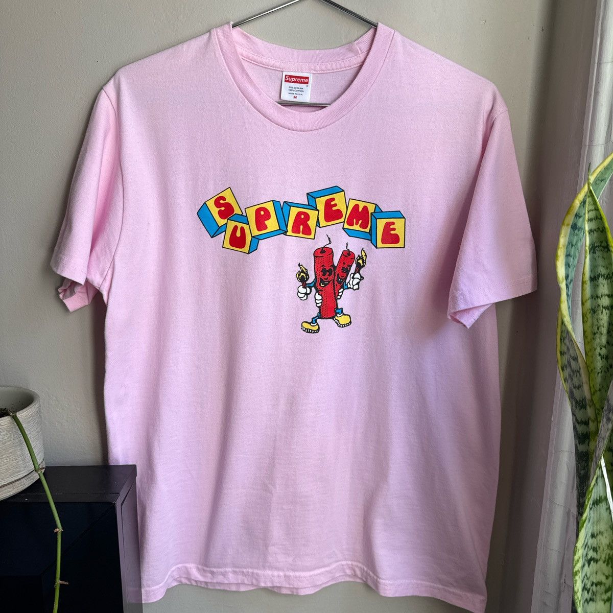 Supreme Supreme 2019 Dynamite tee Size US M / EU 48-50 / 2 - 1 Thumbnail