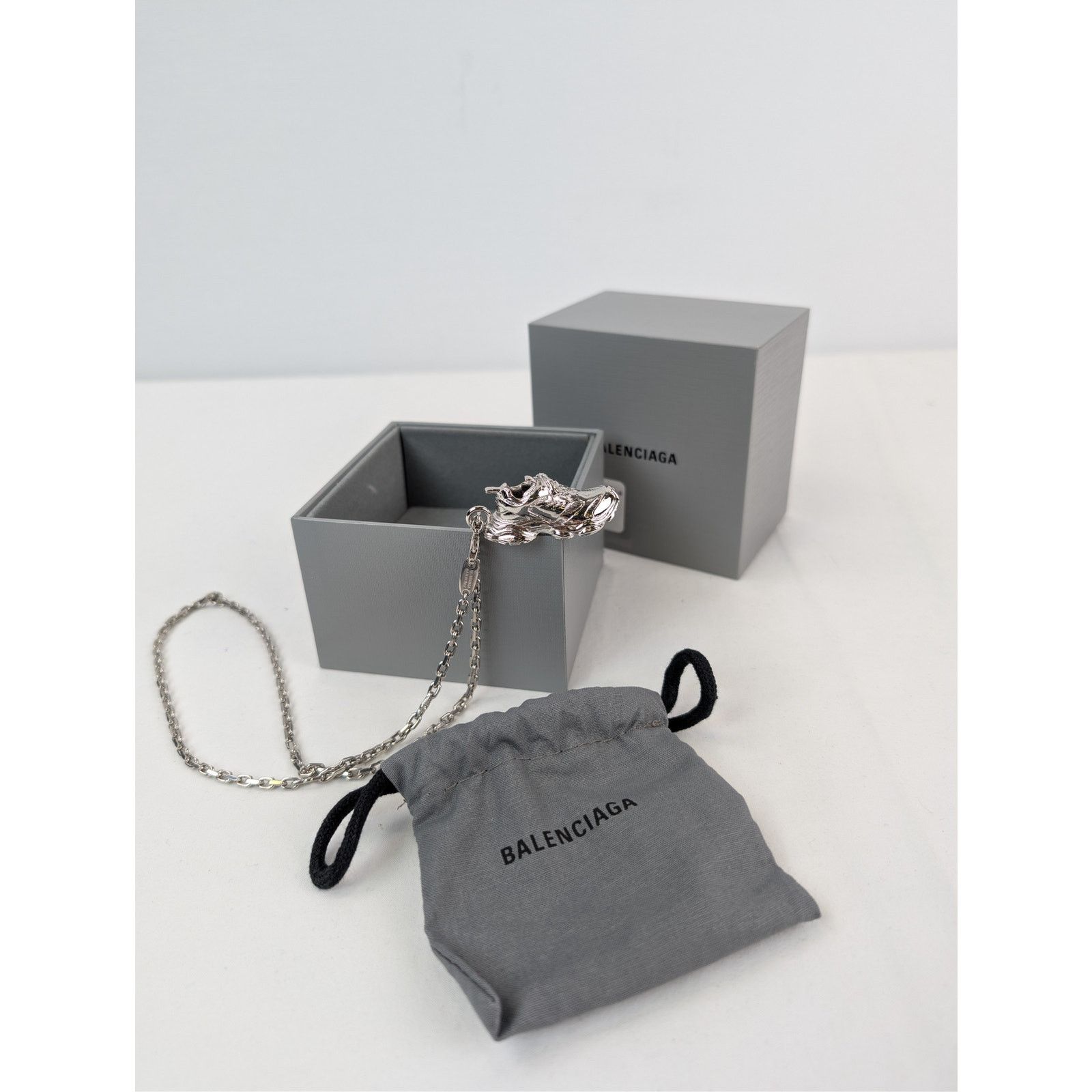 Balenciaga o1rshd1 Q:2 / Size: OS / Shoe Keychain in Silver-Tone Brass Size ONE SIZE - 11 Thumbnail