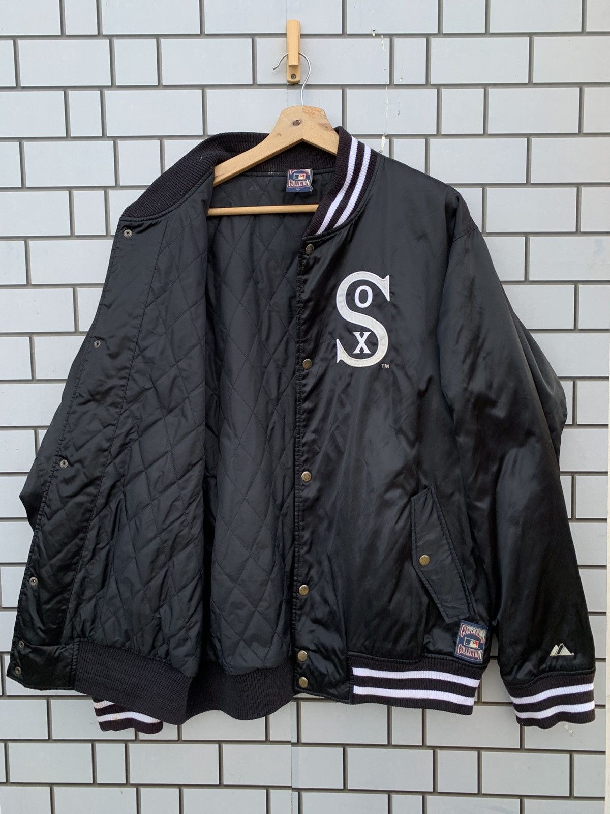 Majestic Vintage MLB SOX Varsity Bomber Jacket Size US XL / EU 56 / 4 - 2 Thumbnail