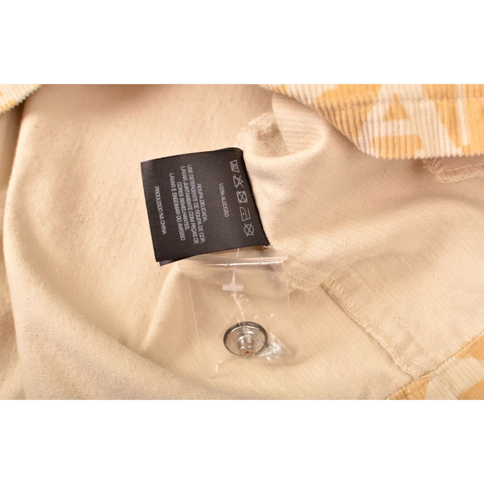 Karl Kani Karl Kani Signature Overshirt Sand With All Over Logo Print Size L Men Shirt XS-XL Size US L / EU 52-54 / 3 - 5 Thumbnail
