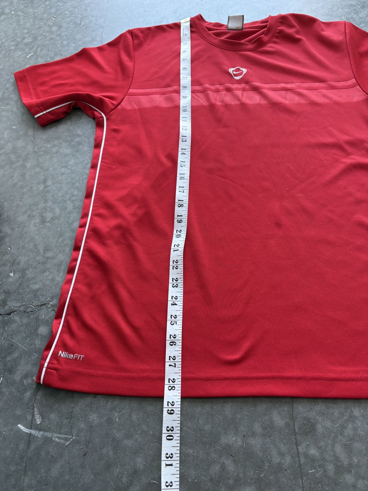 Nike Vintage Y2K Nike Soccer Tee Embroidered Logo Size US M / EU 48-50 / 2 - 11 Thumbnail