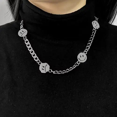 Jewelry Smiley Necklace Size ONE SIZE - 1 Thumbnail