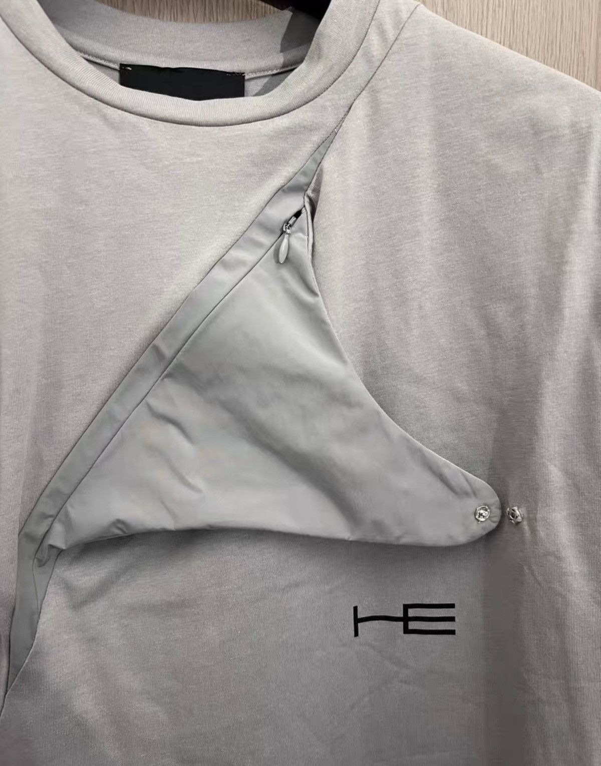 Heliot Emil Heliot Emil HE Nylon Pocket-Panel Short-Sleeve T-Shirt Size US M / EU 48-50 / 2 - 4 Thumbnail