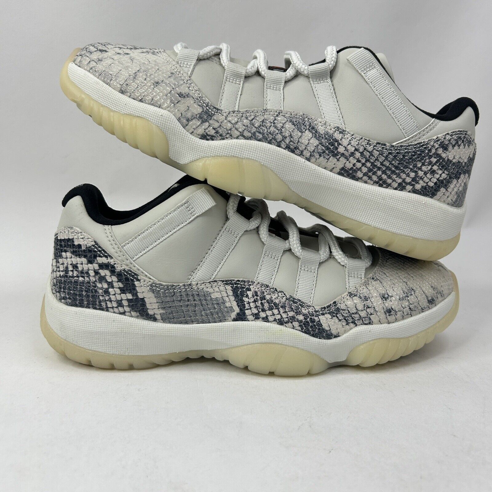 Nike Nike Air Jordan 11 Low Retro “Light Bone Snakeskin” 2024 Size US 8 / EU 41 - 1 Thumbnail