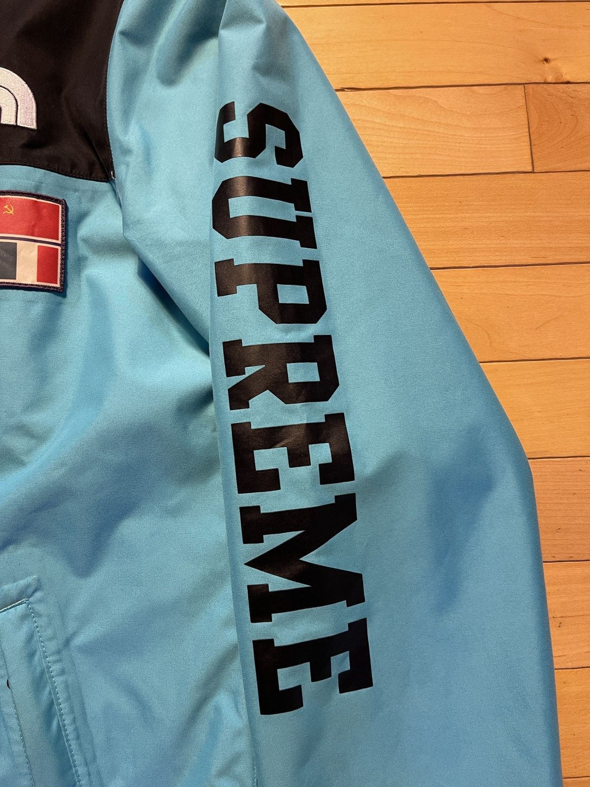 Supreme × The North Face Supreme x TNF Maps Jacket Blue Size US M / EU 48-50 / 2 - 6 Thumbnail