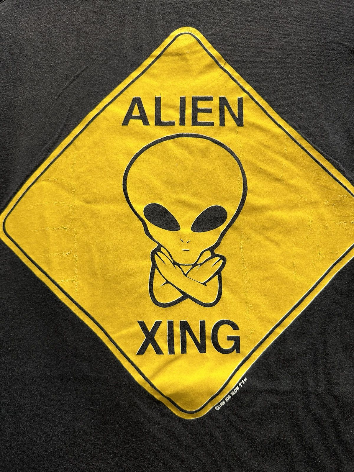 Alien Workshop Vintage 90s Alien Xing By Joe Blow Sun Faded Tee Size US M / EU 48-50 / 2 - 2 Thumbnail