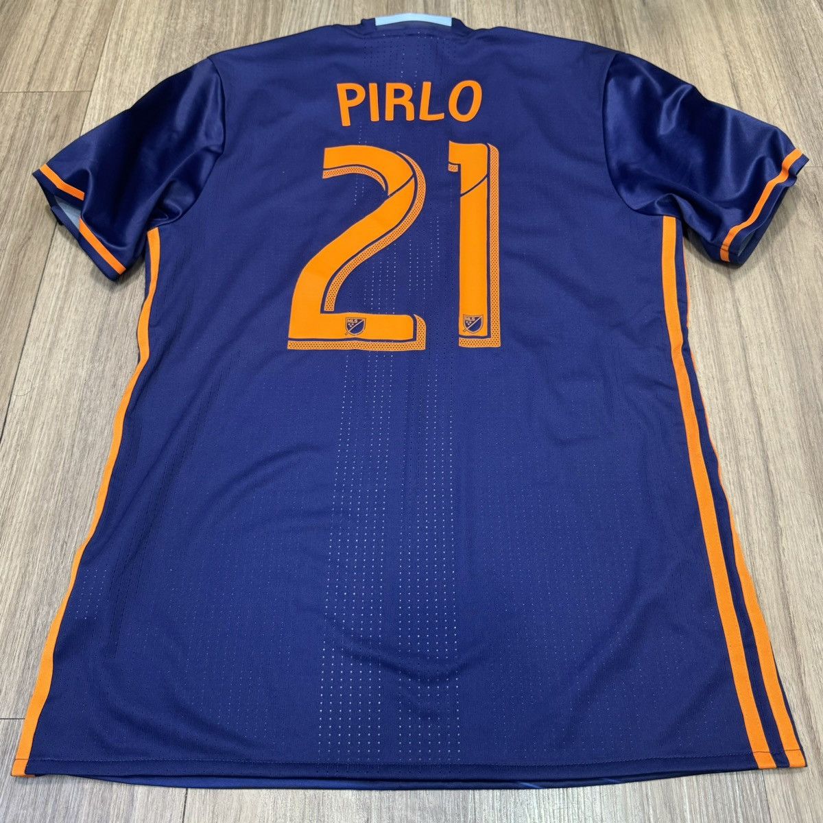 Adidas New york city 15/16 player issue away shirt #21 Pirlo Size US M / EU 48-50 / 2 - 2 Thumbnail