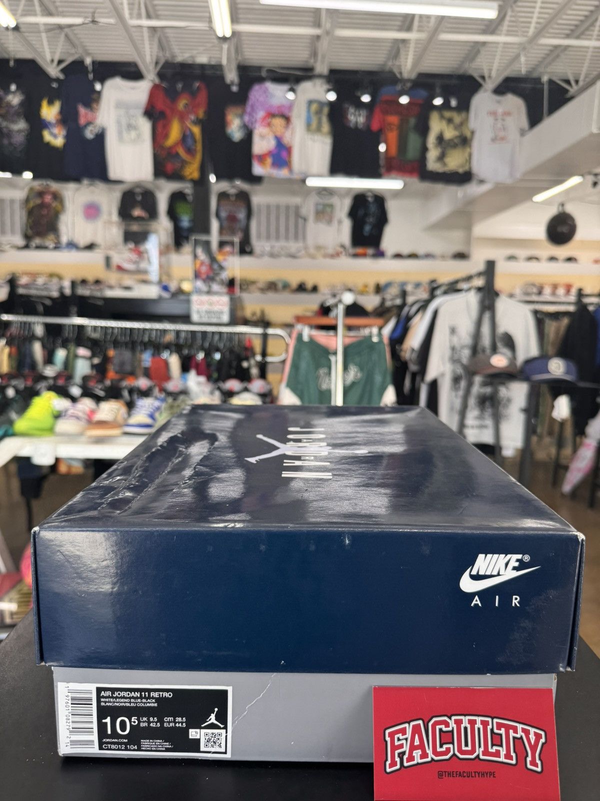 Jordan Brand Air Jordan 11 Low Diffused Blue Size 10.5 (2024) Size US 10.5 / EU 43-44 - 12 Thumbnail