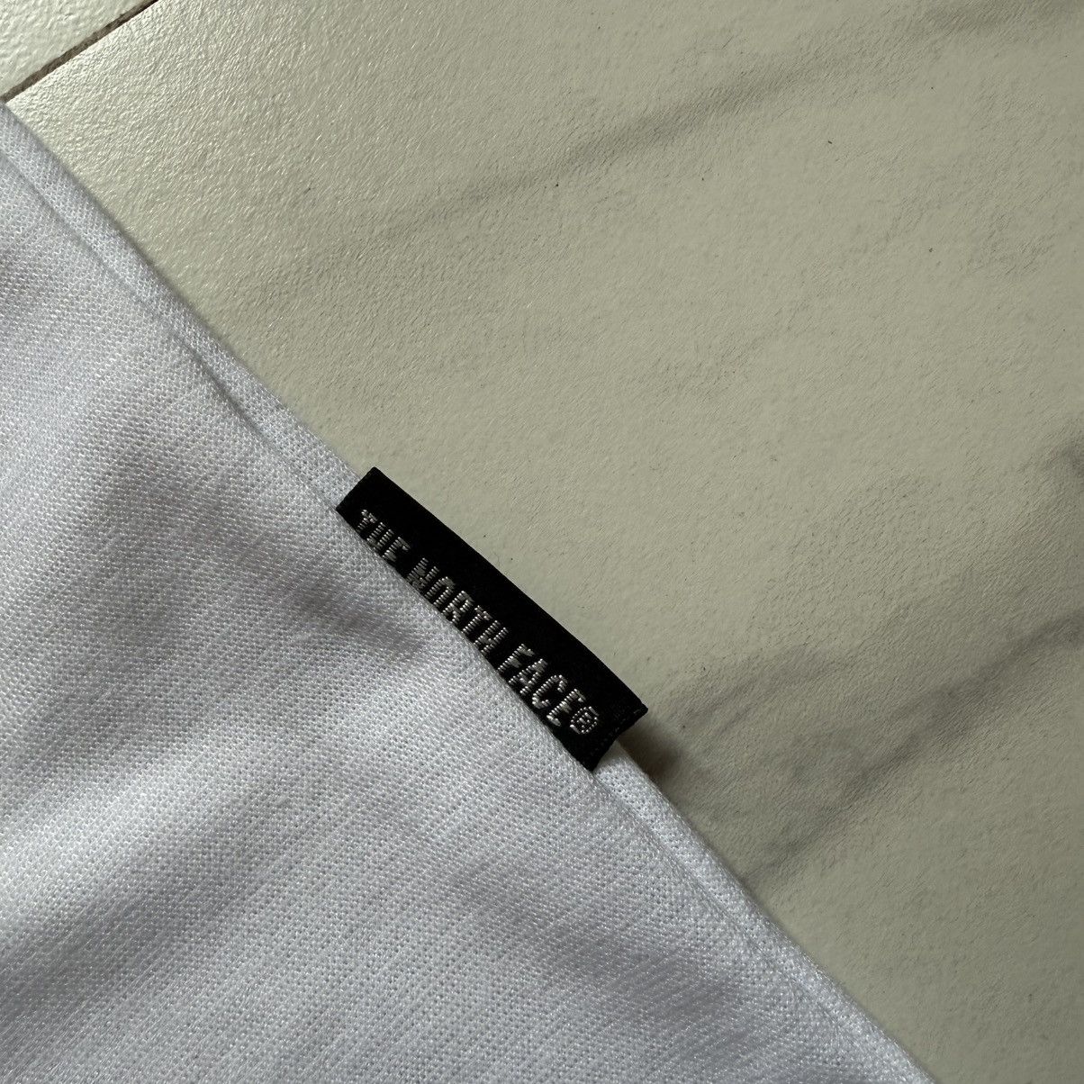 The North Face × Vintage Vintage 90s The North Face Made In USA T-Shirt Size XL / US 12-14 / IT 48-50 - 4 Thumbnail