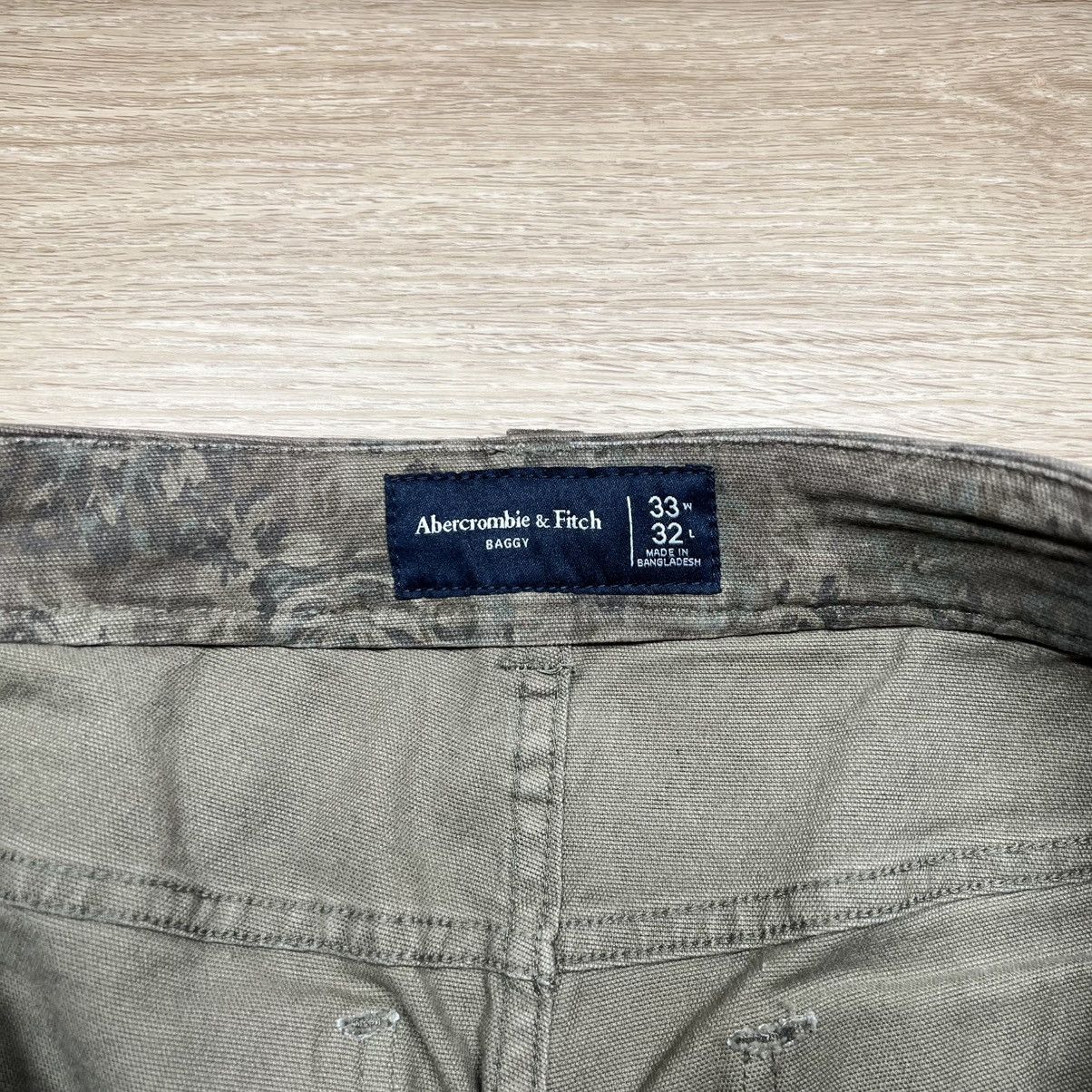 Abercrombie & Fitch Abercrombie Baggy Workwear Pants Floral Camo Size US 33 - 3 Thumbnail
