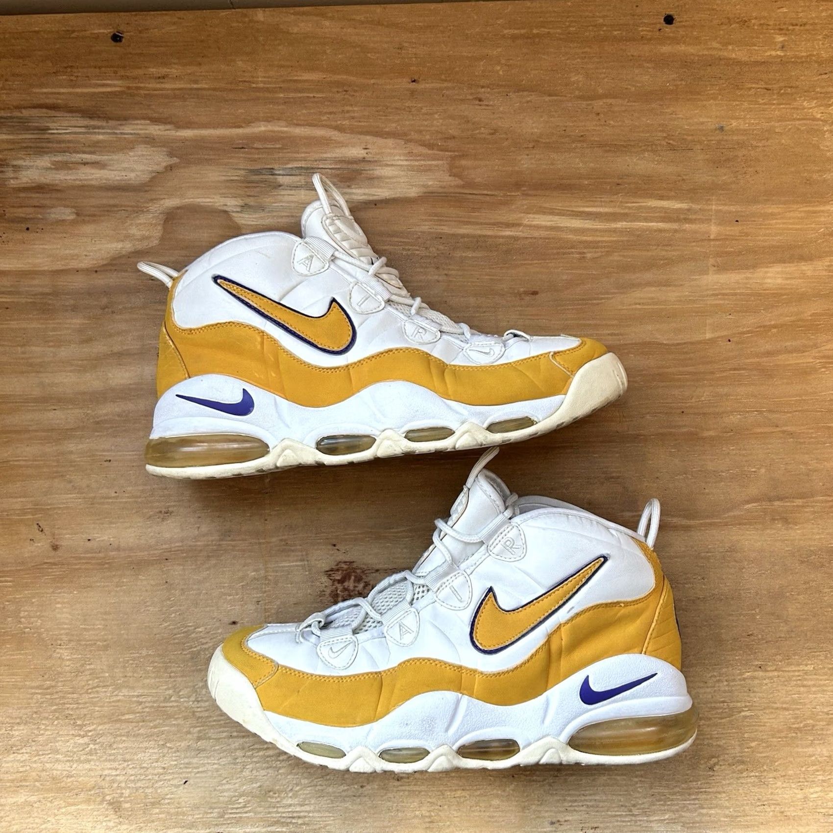 Nike VINTAGE Nike Air Max Tempo Basketball Men White 2003 10.5 US Mens Penny Pippen Jordan LA Lakers UPTEMPO Shirt? Size US 10 / EU 43 - 3 Thumbnail