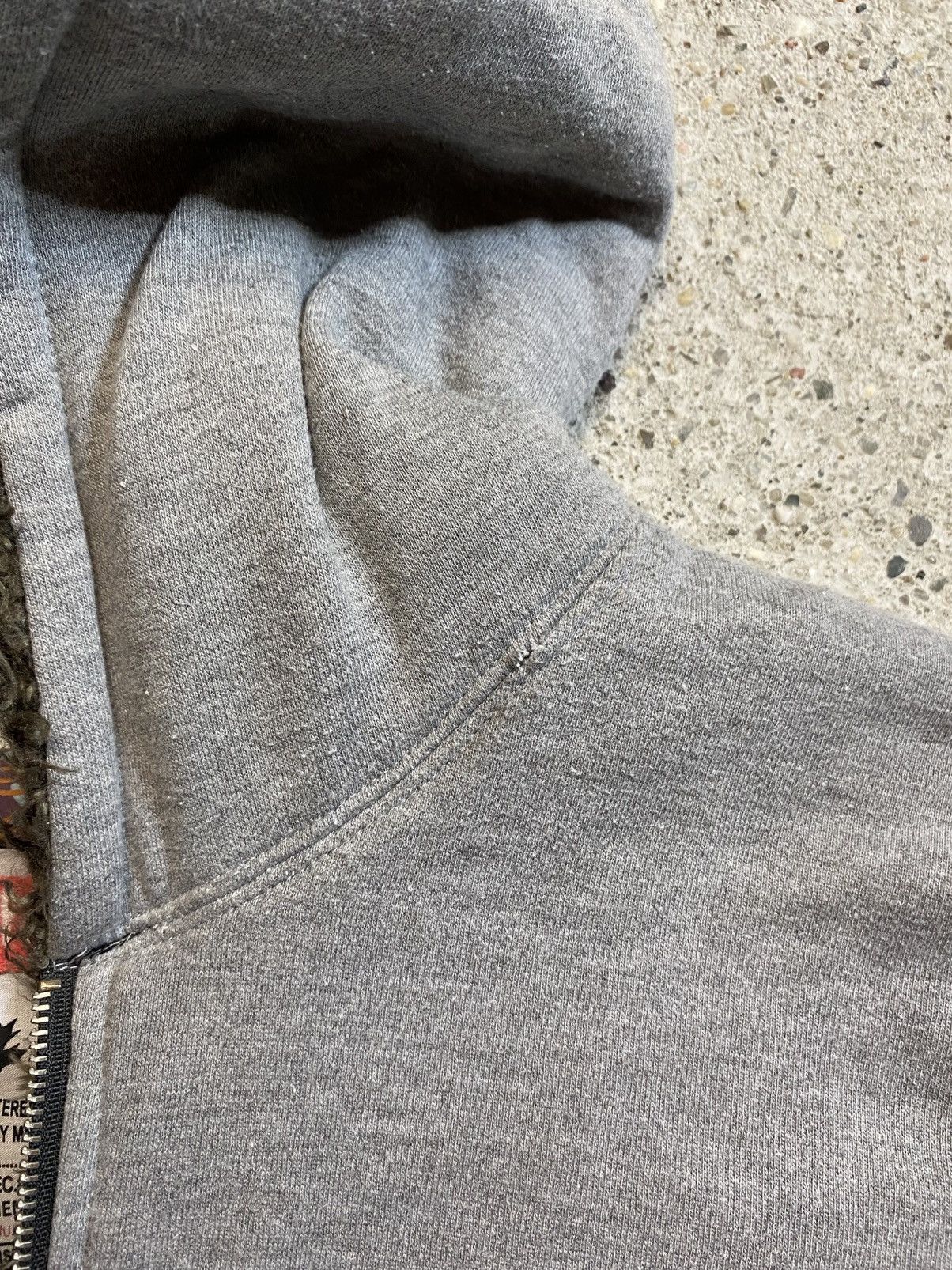 Japanese Brand Grey avant garde hoodie with fur japan streetwear vintage Size US L / EU 52-54 / 3 - 13 Thumbnail
