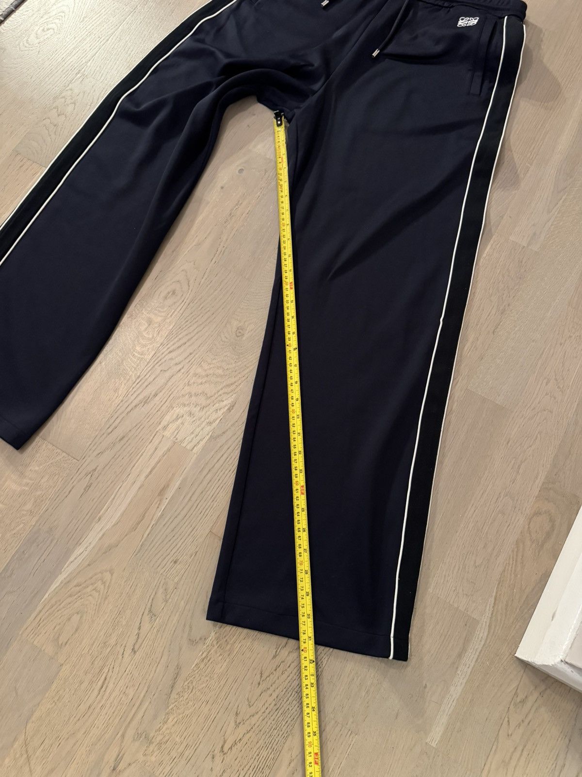 Loewe LOEWE joggers , trackpants REAL TAPE MEASUREMENTS IN PHOTOS Size US 31 - 6 Thumbnail