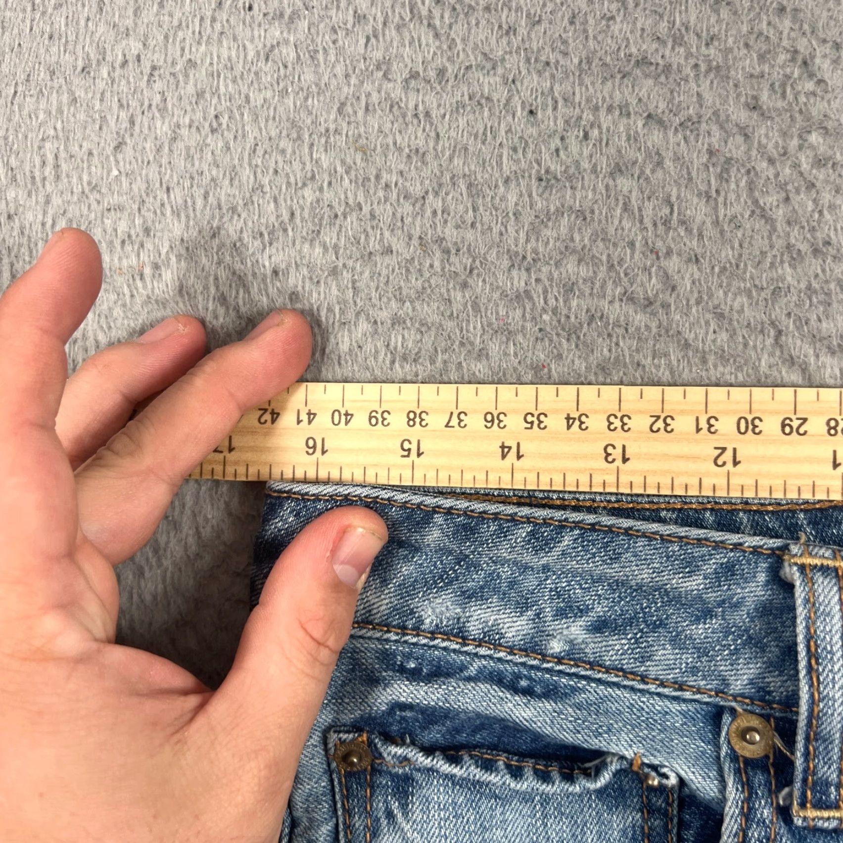 American Eagle Outfitters AMERICAN EAGLE Jeans Womens 8 Blue Cropped Destroyed Button Fly Size 30" / US 8 / IT 44 - 7 Thumbnail