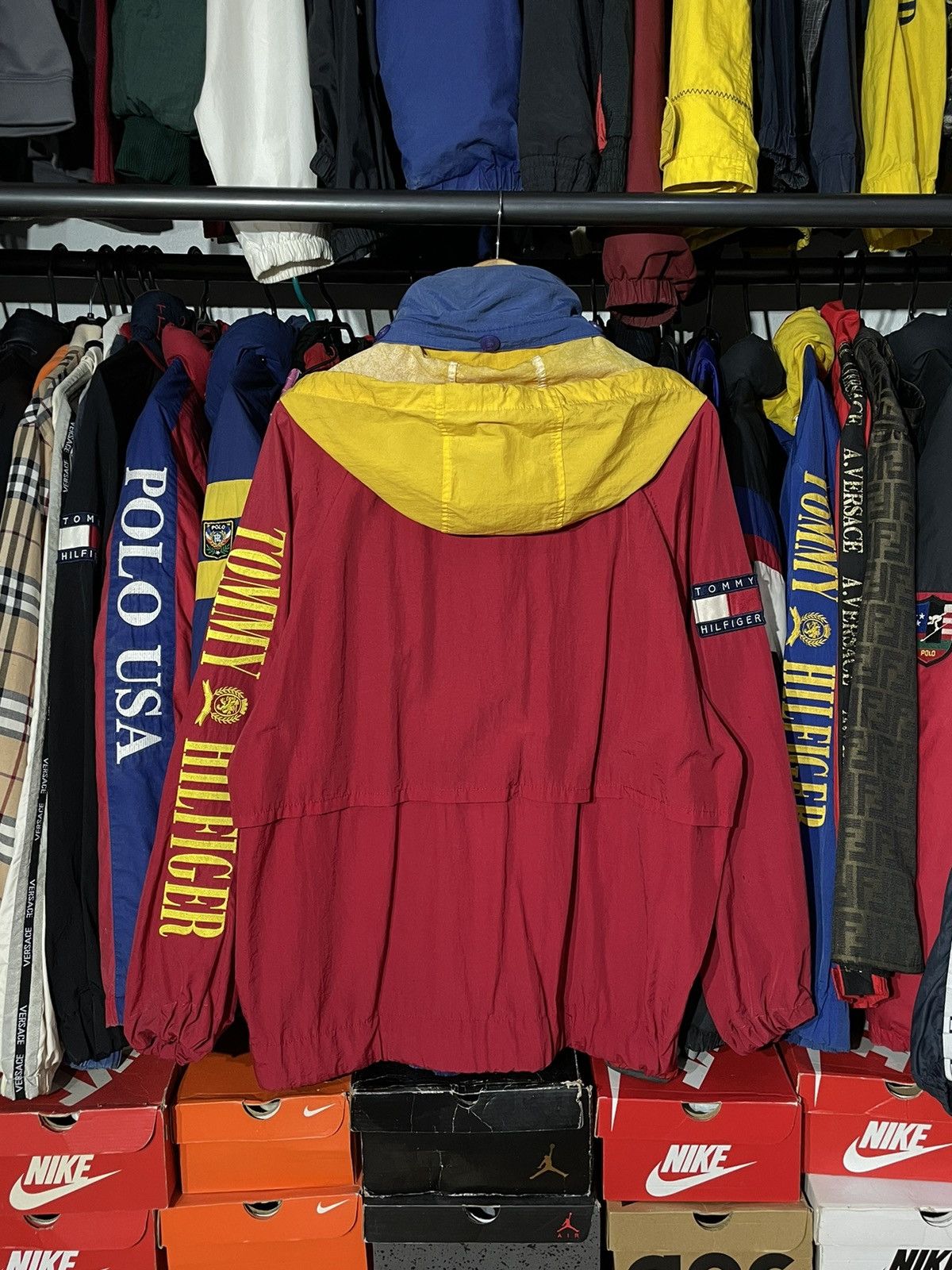Tommy Hilfiger × Vintage Jacket Tommy Hilfiger Spell Out 90’s Vintage Size US L / EU 52-54 / 3 - 8 Thumbnail