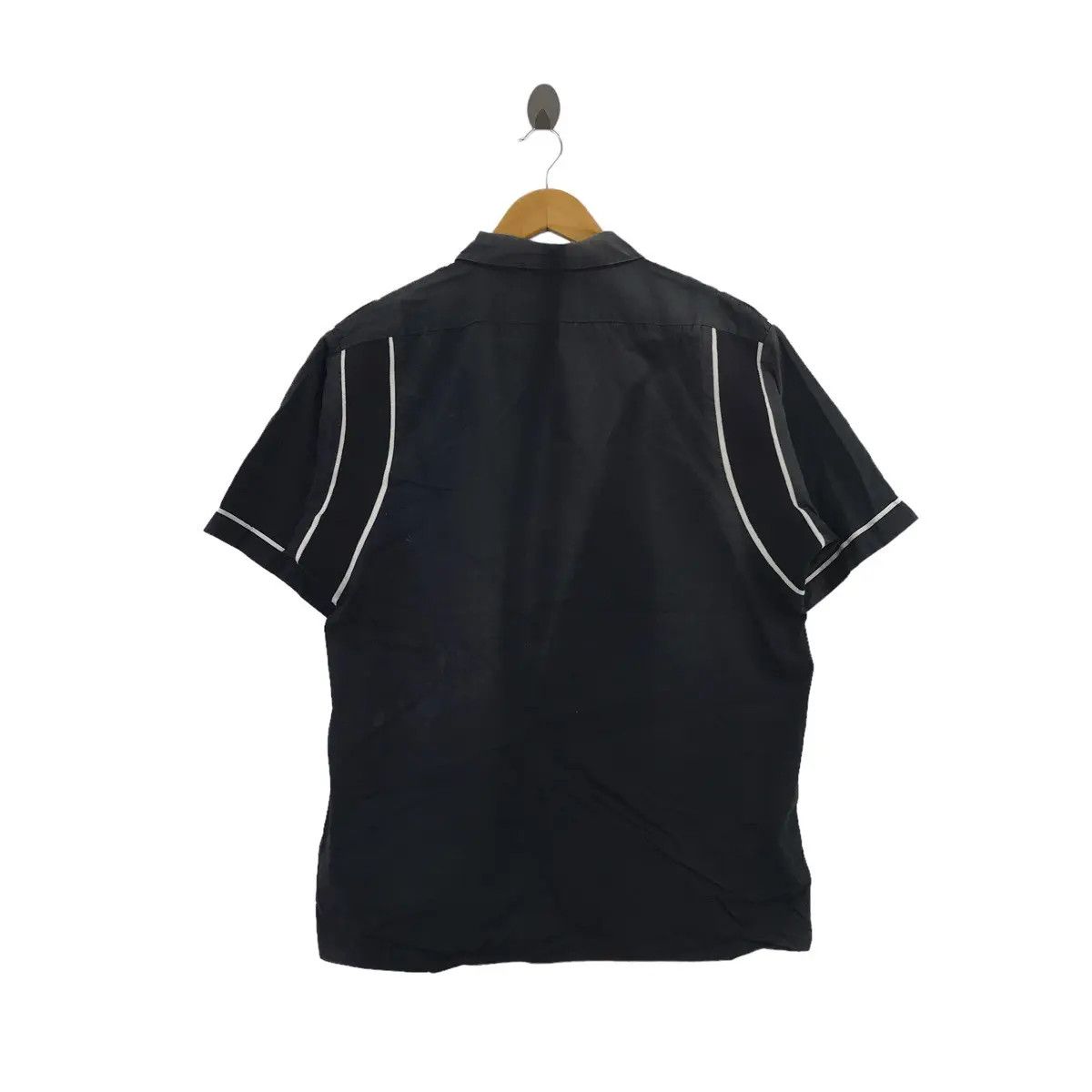 Vtg BOUNTY HUNTER Skate Hikaru Iwanaga Distress Shirt Punk