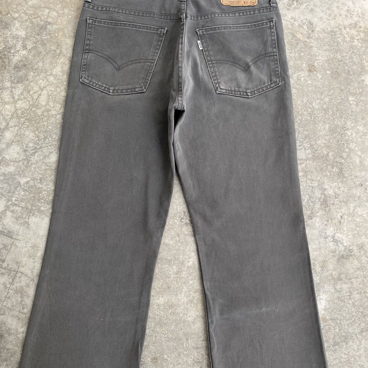 Levi's Size 33x30.5 Vintage 2001 Levis 517 Grey Flared Jeans Size US 33 - 12 Thumbnail