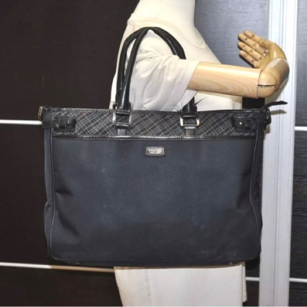 Burberry Authentic Burberry Tote Bag Size ONE SIZE - 3 Thumbnail