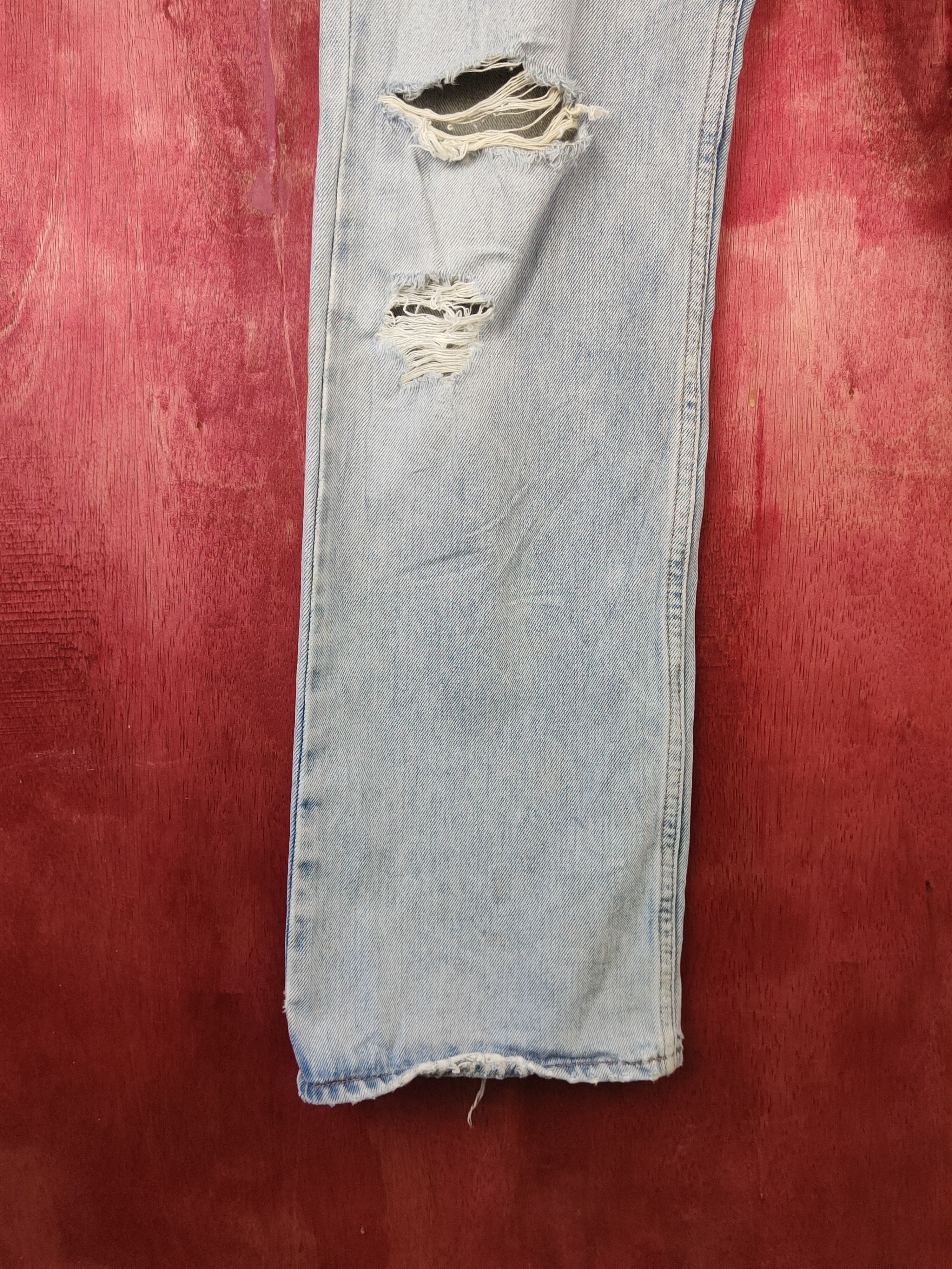 Gap GAP Blue Faded Distressed Ripped Jeans #1666 Size US 30 / EU 46 - 4 Thumbnail