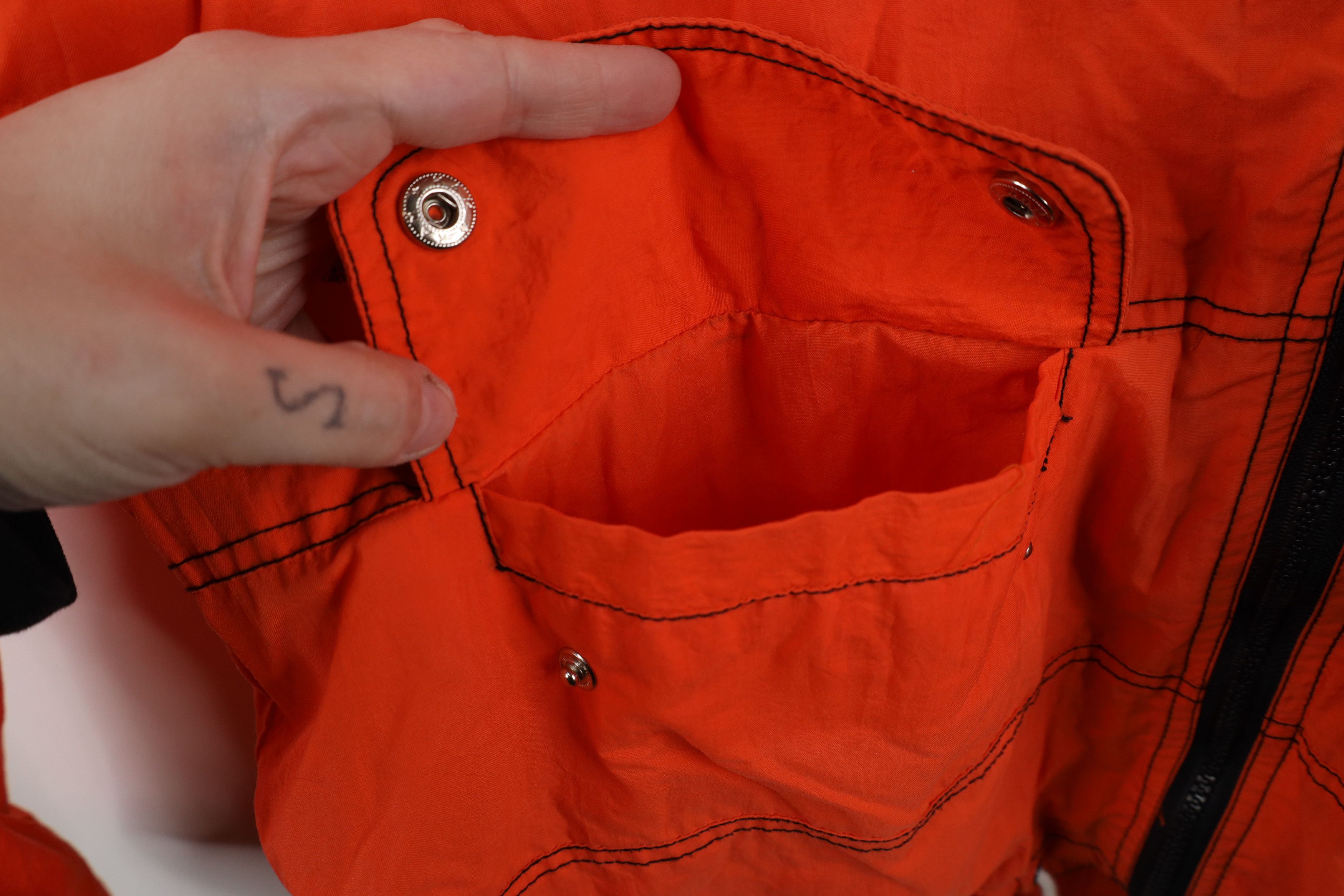 Vintage Vintage 90s Streetwear Baggy Fit Hooded Windbreaker Jacket Size S / US 4 / IT 40 - 6 Thumbnail