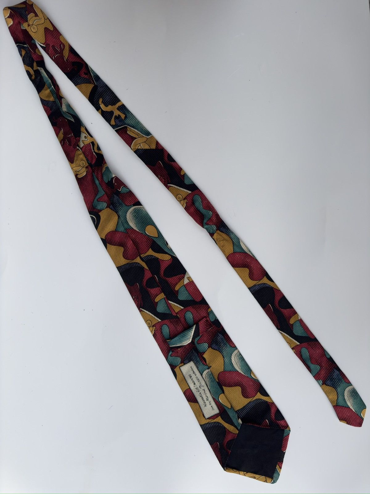 Vintage Tie from the Marina Picasso. 100% Silk Size ONE SIZE - 3 Thumbnail
