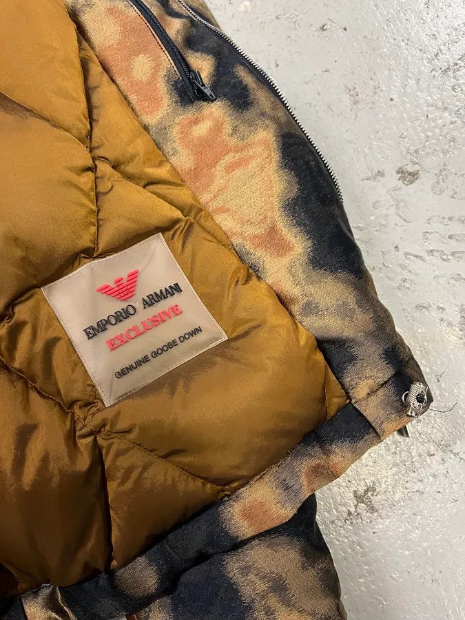Emporio Armani AW2019 Emporio Armani Impressionist Wavy Effect Beige Navy Jacket Size US M / EU 48-50 / 2 - 12 Thumbnail