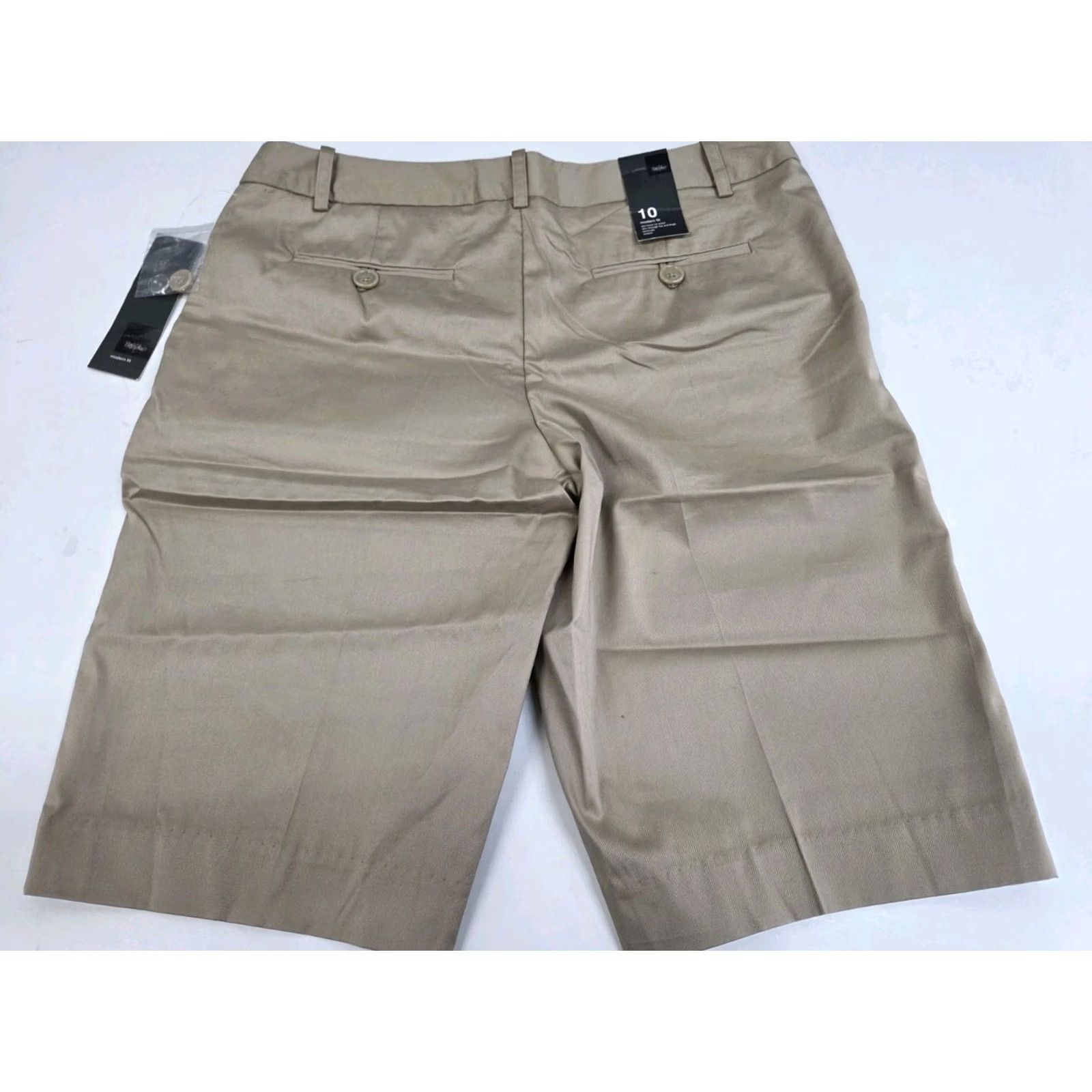 Vintage Massimo Womens Bermuda Shorts Beige Modern Fit Size 10 NWT Bermuda Flat Front Pocket Zipper Button Casual Summer Beach Walking Modern Rise Ultra Low Size 32" / US 10 / IT 46 - 2 Thumbnail