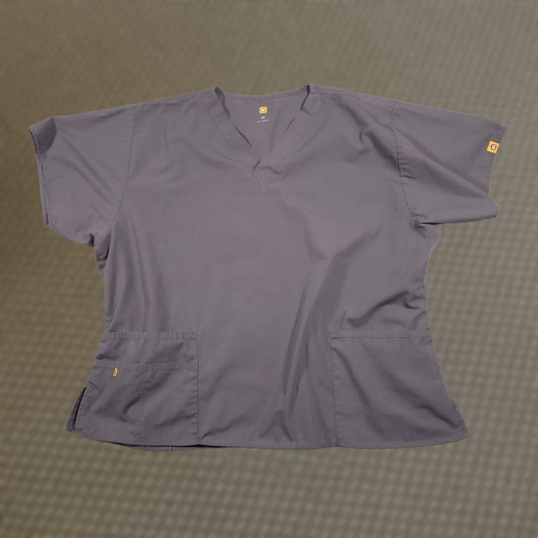 Vintage WonderWink Scrub Top Womens 3X Gray V-Neck Pockets Nursing Medical Tunic Plus Shirt Womens V-Neck Short Sleeve Gray, Plus, T-Shirt Style, 3X Size XXL / US 16-18 / IT 52-54 - 1 Thumbnail