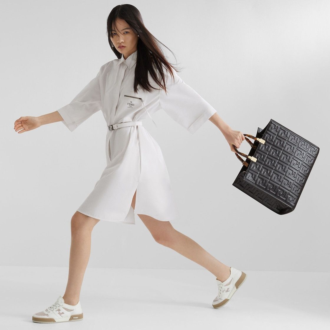 Fendi o1s1wg111025 Size: OS / Sunshine Medium Bag in Black Size ONE SIZE - 6 Thumbnail