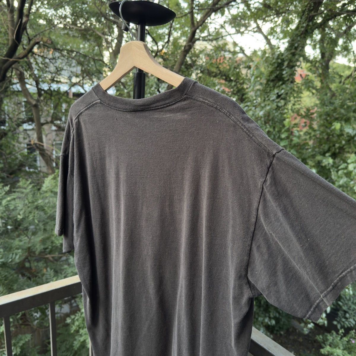 Vintage Thrashed Faded Distressed Peace Shirt ERD Grunge Balenciaga Size US XL / EU 56 / 4 - 5 Thumbnail