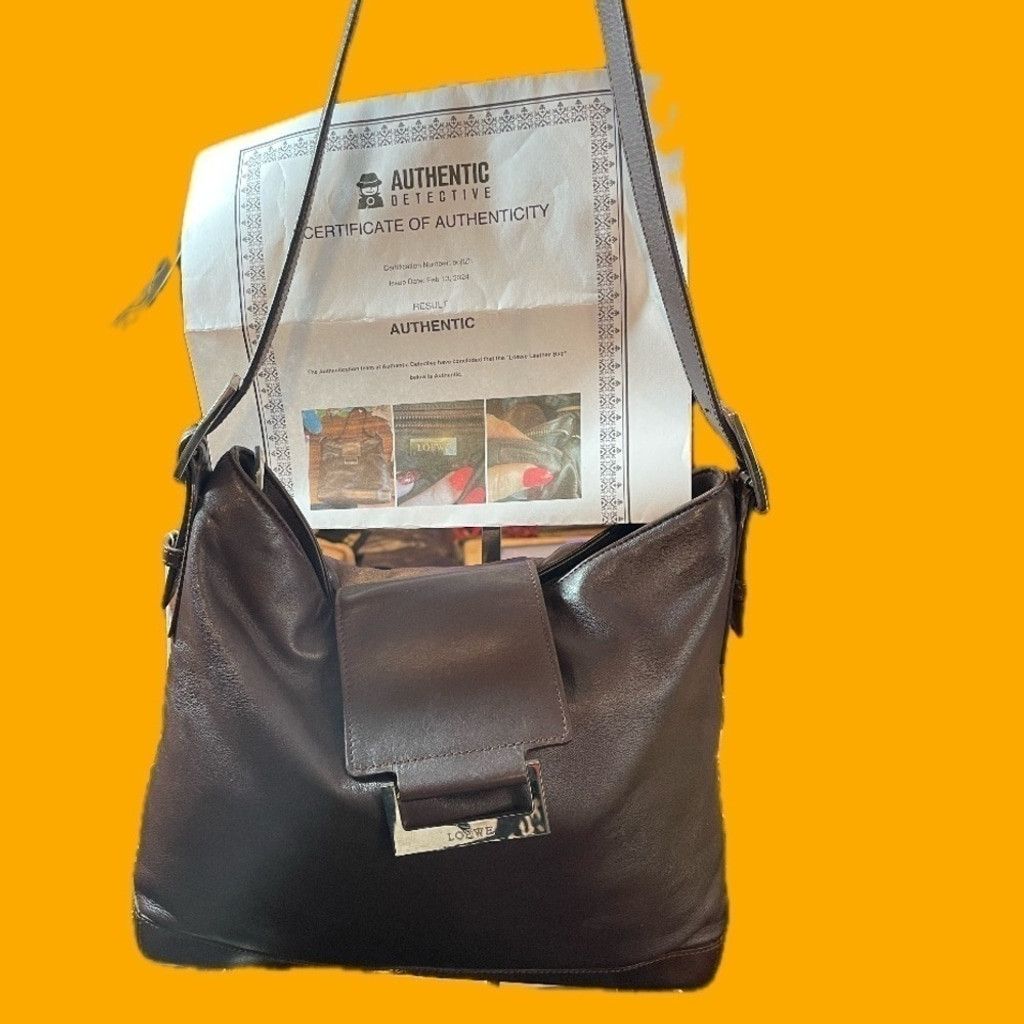 Loewe Loewe Brown Leather Shoulder Bag with COA Size ONE SIZE - 1 Thumbnail