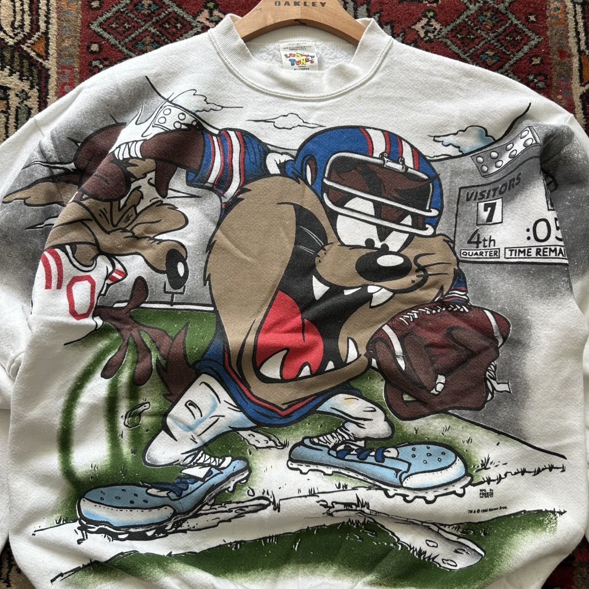 Vintage Looney Tunes Taz Football Crewneck — 1995 Vintage Size US L / EU 52-54 / 3 - 2 Thumbnail