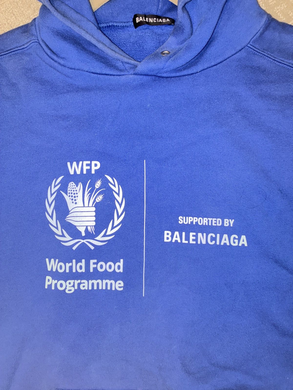 Balenciaga Balenciaga world food programme hoodie Size US XL / EU 56 / 4 - 3 Thumbnail