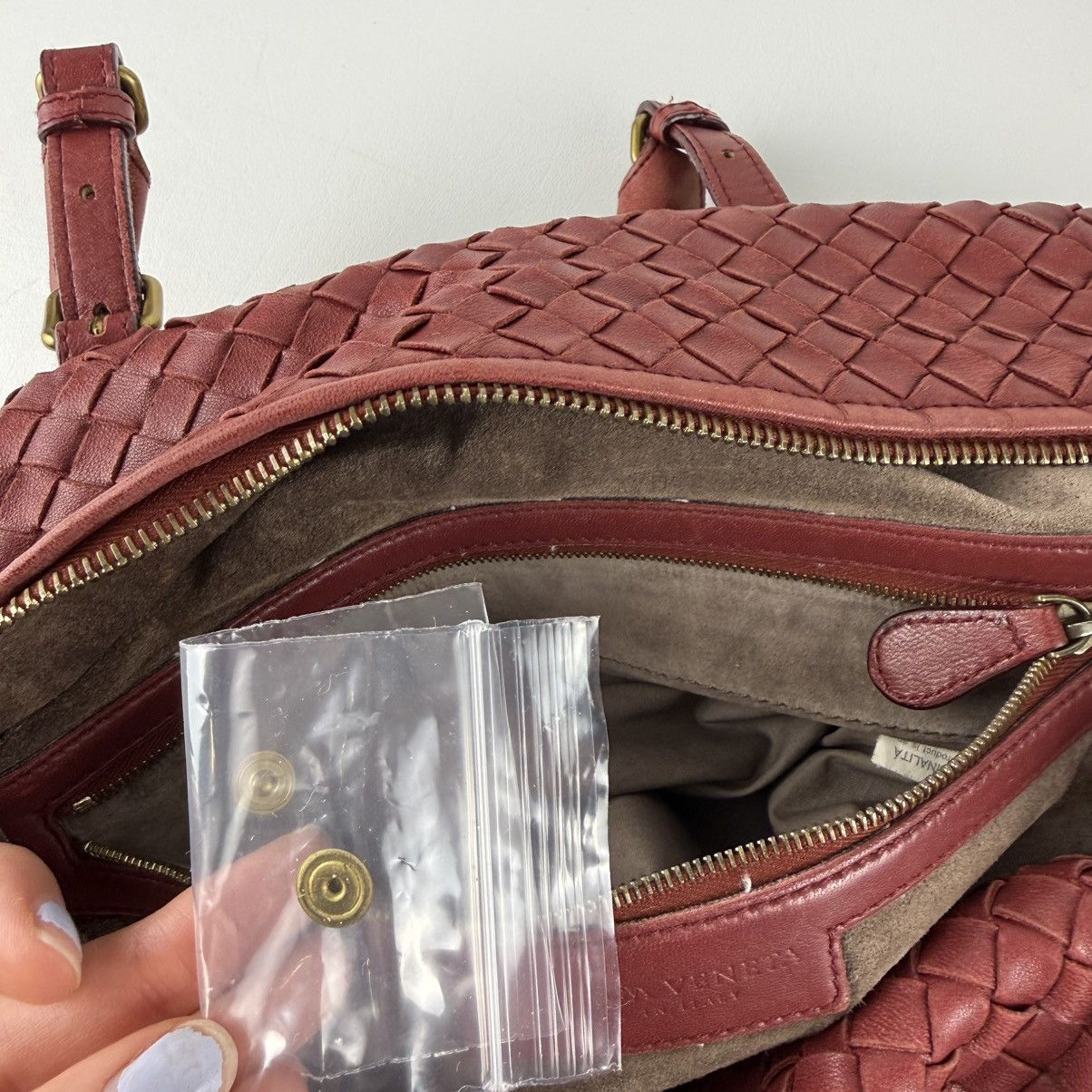 Bottega Veneta Bottega Veneta Red Intrecciato Leather Montaigne Bag Size ONE SIZE - 15 Thumbnail