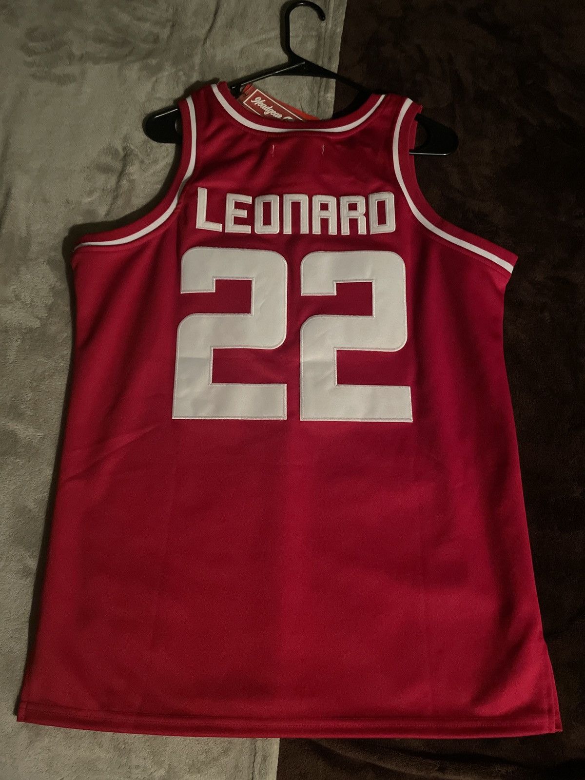 Other New Men’s medium Red Kawwhi Leonard HGC basketball jersey Size US M / EU 48-50 / 2 - 3 Thumbnail