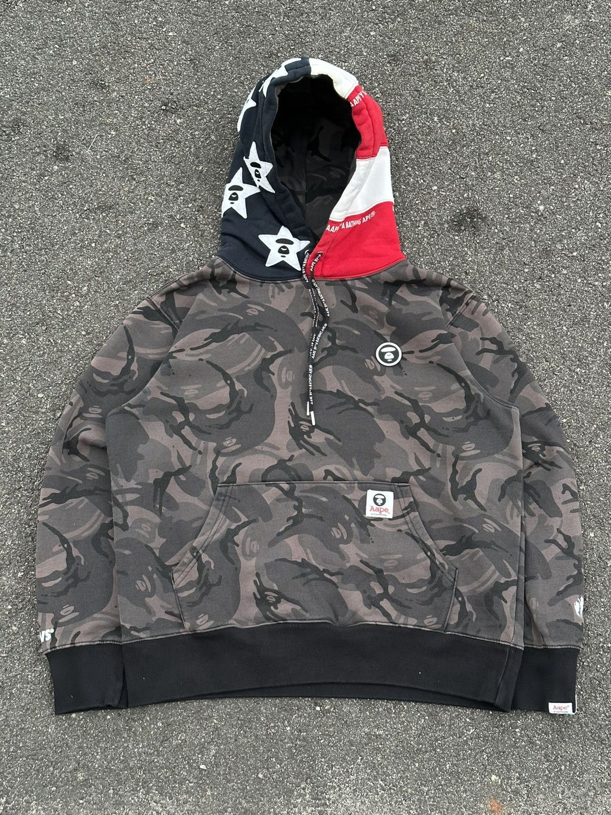 Aape AAPE by A Bathing Ape camouflage hoodie. Size US L / EU 52-54 / 3 - 1 Thumbnail