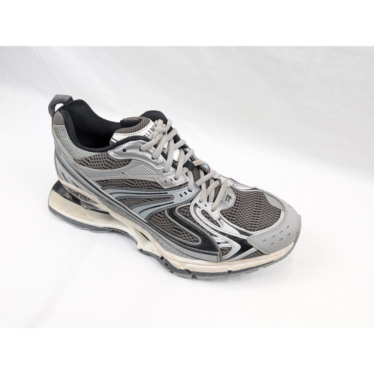 Balenciaga o1rshd1 Rubber X-Pander Sneakers in Grey/Black/White Size US 11 / EU 44 - 2 Thumbnail