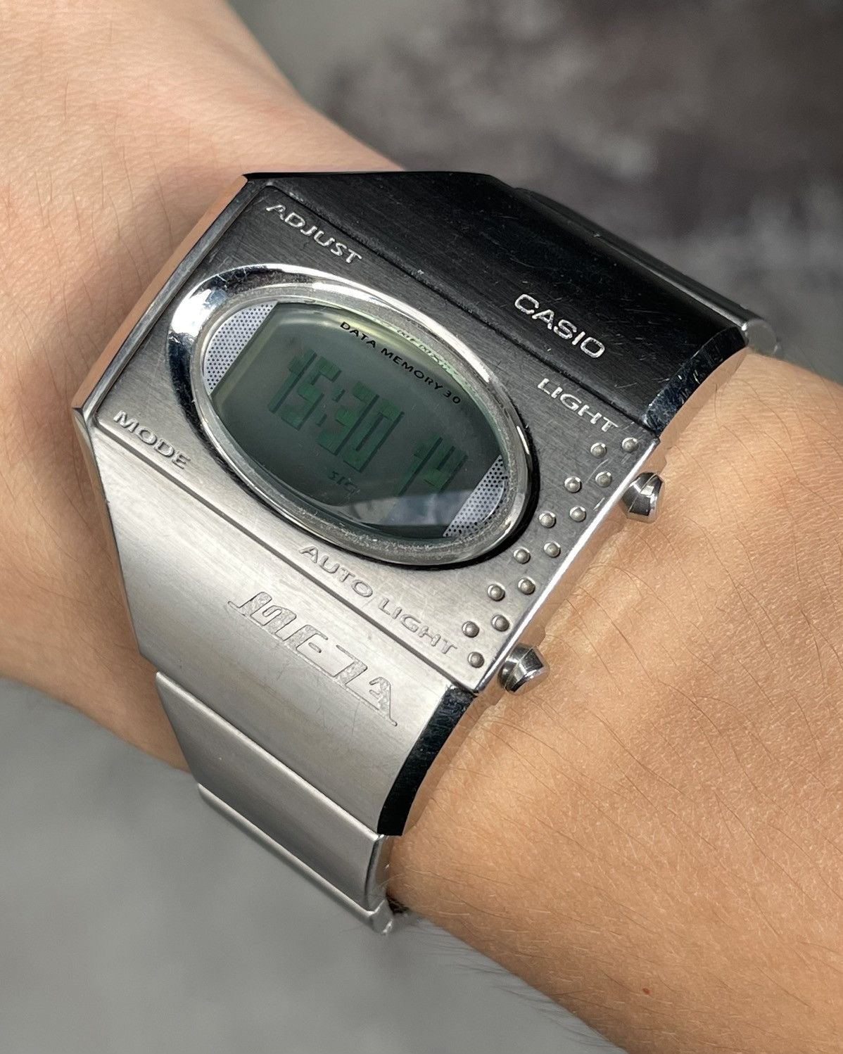 Casio × Japanese Brand × Vintage 𝐕𝐢𝐧𝐭𝐚𝐠𝐞 𝐂𝐀𝐒𝐈𝐎 𝐌𝐄𝟏𝟎𝟎 𝐌𝐄𝐓𝐀 𝐀𝐮𝐭𝐨 𝐋𝐢𝐠𝐡𝐭 𝐃𝐢𝐠𝐢𝐭𝐚𝐥 𝐖𝐚𝐭𝐜𝐡 Size 40 - 3 Thumbnail