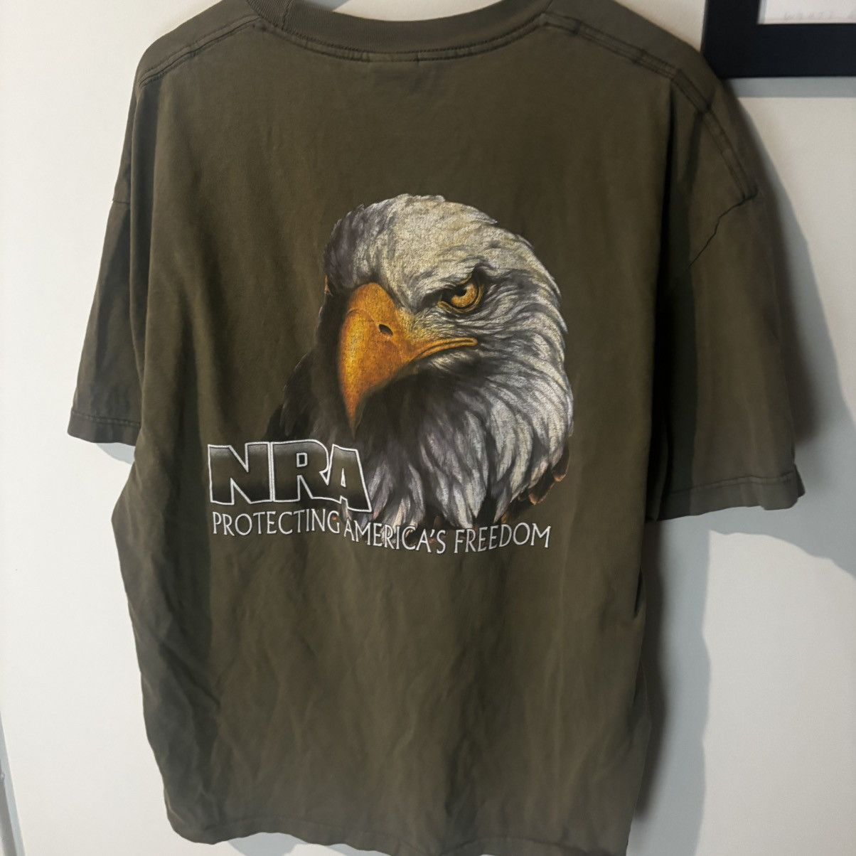 AAA vintage y2k 2000s nra eagle sunfaded graphic t shirt Size US XXL / EU 58 / 5 - 2 Thumbnail