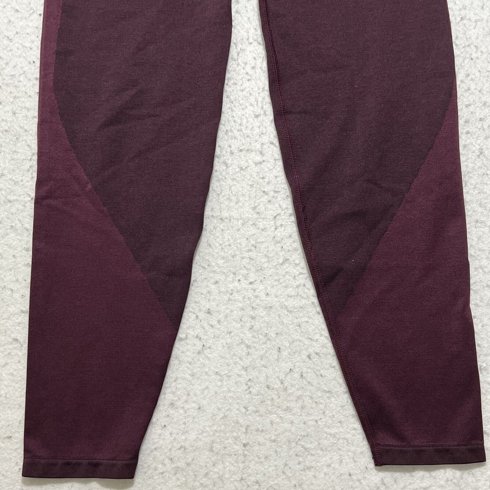 Victoria's Secret Victoria's Secret PINK Large Purple Capri Length Leggings Size 34" / US 12 / IT 48 - 3 Thumbnail