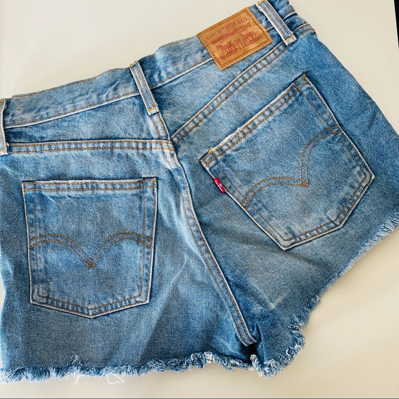 Levi's LEVIS Revolve Blue Button Fly CutOff Denim Jean Short Shorts Size 27" / US 4 / IT 40 - 8 Thumbnail
