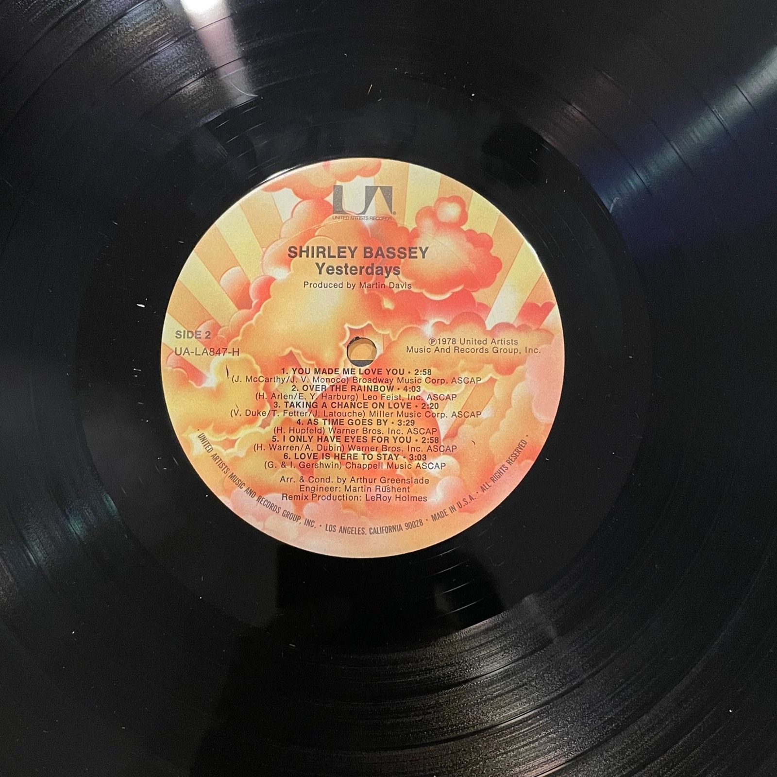 INTENTIONALLY BLANK Shirley Bassey - Yesterdays LP vintage vinyl record jazz pop Size ONE SIZE - 4 Thumbnail